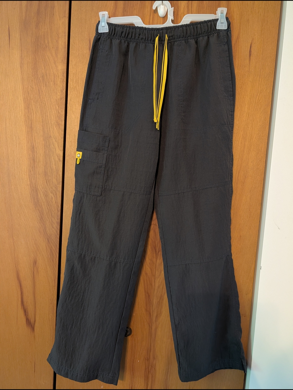Womens Spread Good Cheer Scrub Pants Size M Charcoal Gray